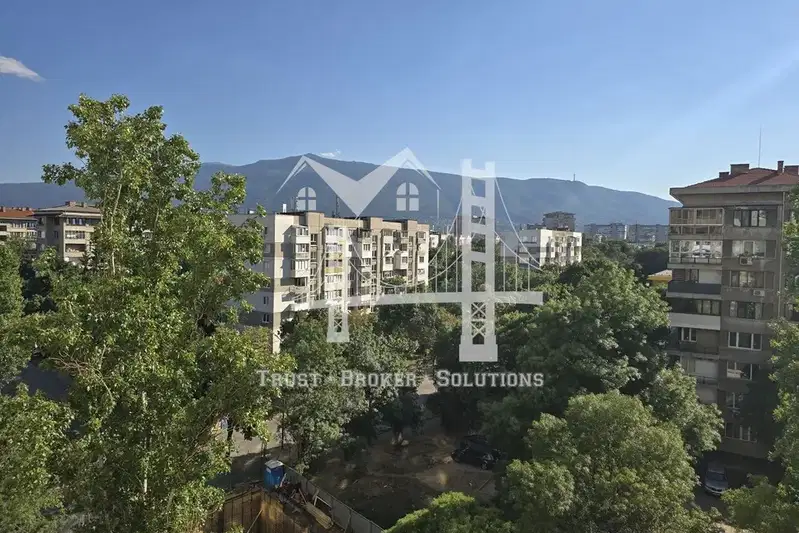 3-room apartment in Hipodruma with east-west aspect