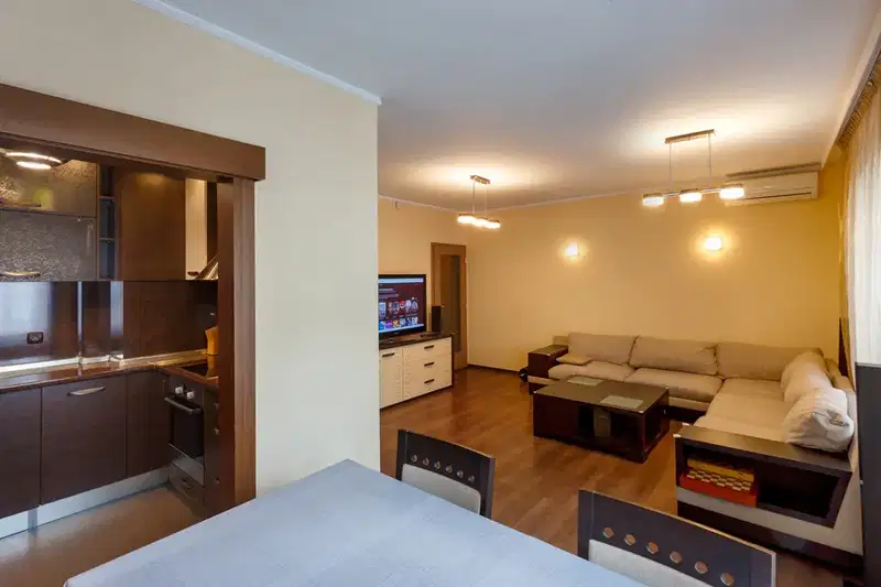 3-bedroom apartment in Sofia, Hipodruma