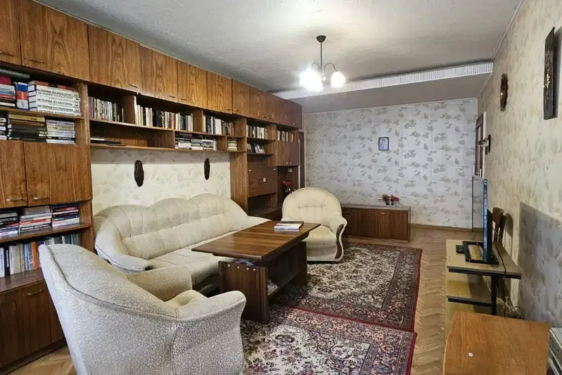 3-bedroom apartment in Sofia, Hipodruma