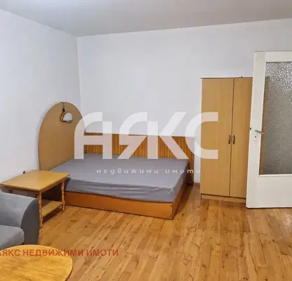 Снимка 4 — Едностаен апартамент 50 кв.м. в Хиподрума с тераса