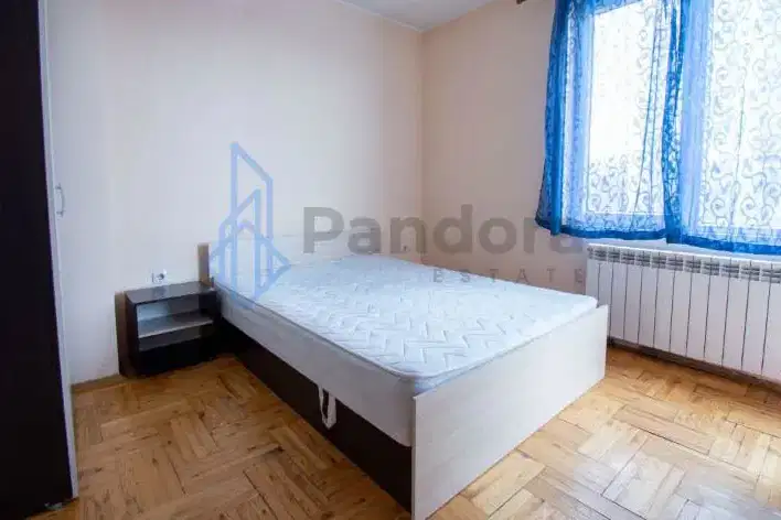 One-room apartment in Hipodruma with terrace and southeast aspect