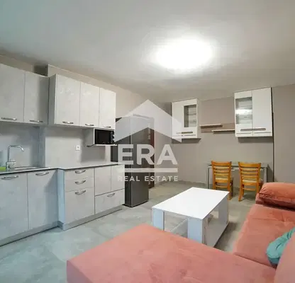Photo 2 — Three-room apartment with balcony in Hipodruma, Sofia