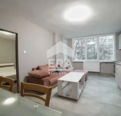 Photo 3 — Three-room apartment with balcony in Hipodruma, Sofia
