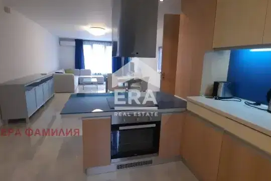 3-стаен апартамент в Хиподрума с голяма тераса
