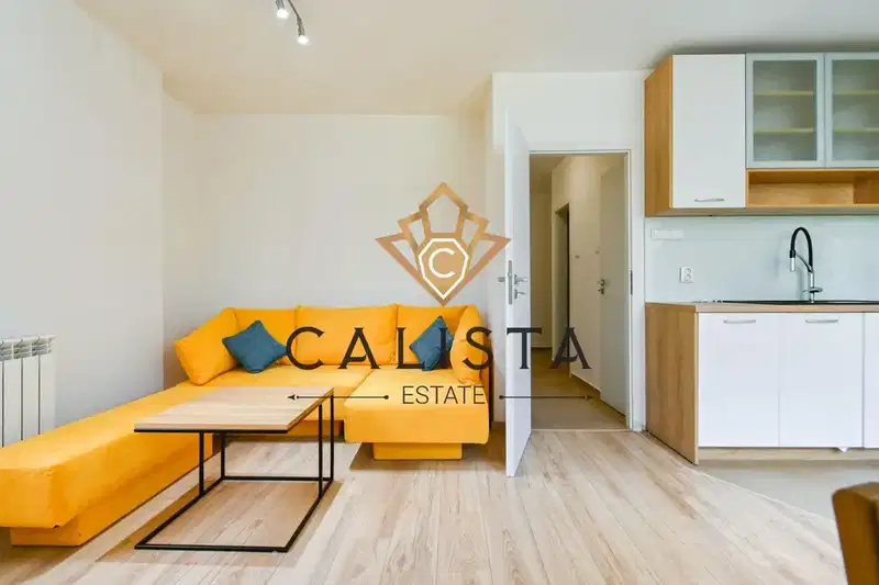 3-bedroom apartment in Sofia, Hipodruma