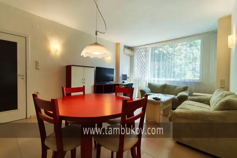 3-bedroom apartment in Sofia, Hipodruma