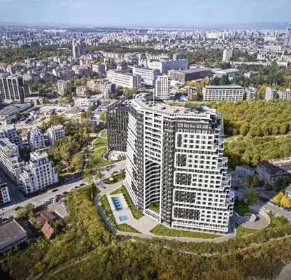 Снимка 2 — Двустаен апартамент с южно изложение в Хладилника, София