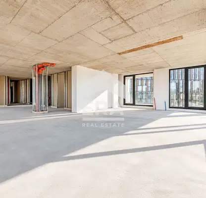 Photo 2 — Spacious 4-room apartment in Hladilnika with a view of Loven Park