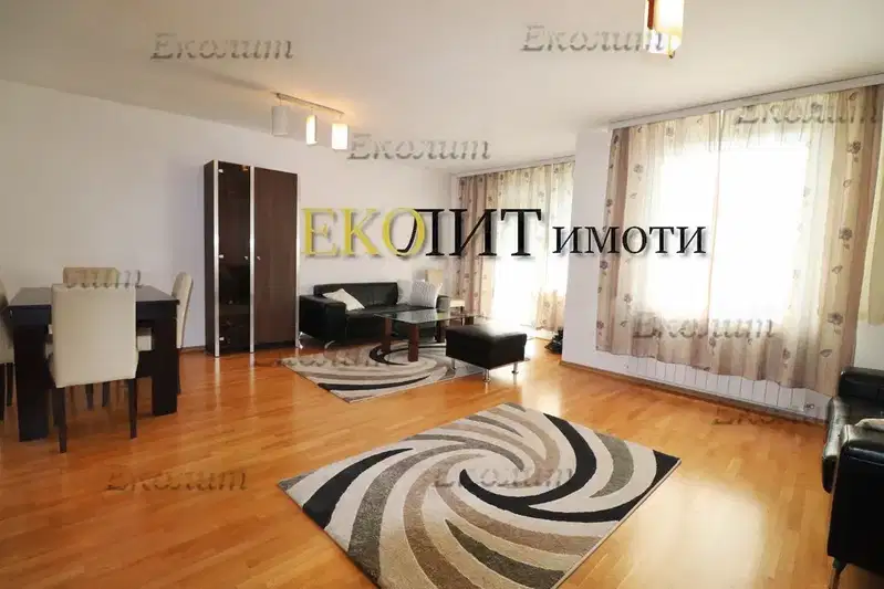 3-room apartment with garage in Izgrev, Sofia