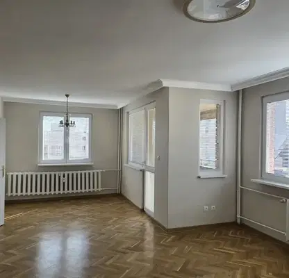 Снимка 4 — Тристаен апартамент с тераса в Изгрев, София