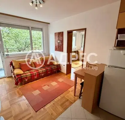Photo 2 — 2-bedroom apartment in Sofia, Iztok