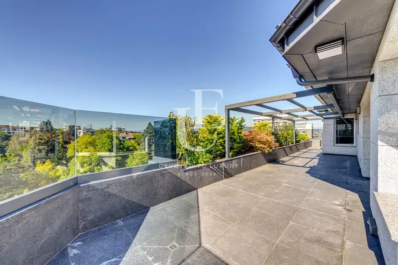 Spacious multi-room maisonette with terraces in Iztok district, Sofia