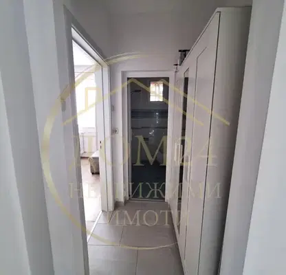 Снимка 5 — Двустаен апартамент в Изток с две тераси на 4-ти етаж