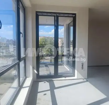 Photo 3 — Two-room apartment 80 sq m in Karpuzitsa with elevator