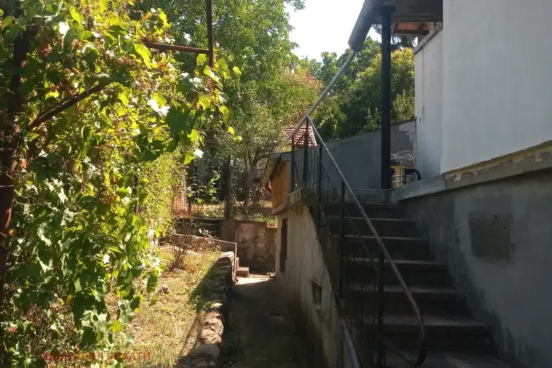 3-bedroom apartment in Sofia, Knyajevo