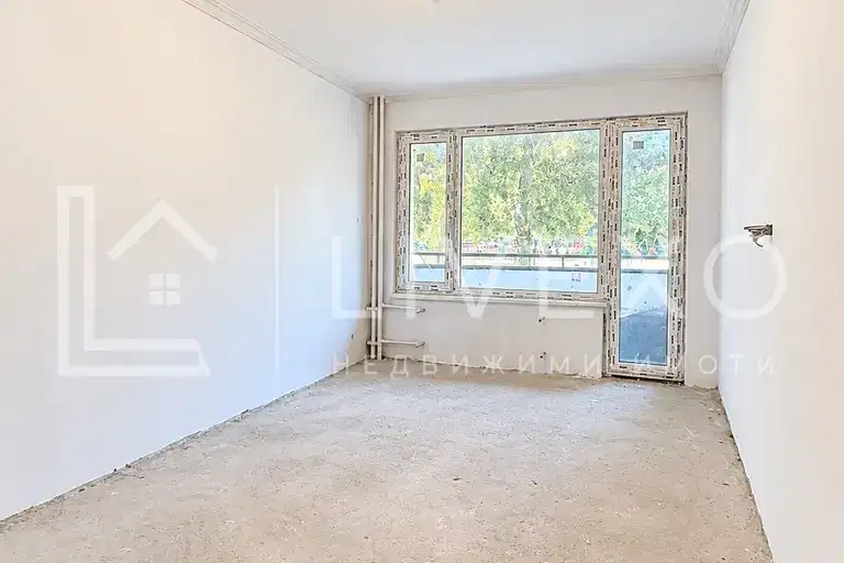 Two-room apartment in Krasno selo with two terraces