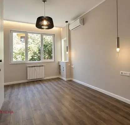 Photo 2 — Three-room apartment in Krasno selo with new installations