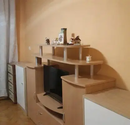 Снимка 2 — Двустаен апартамент с балкон в Красно село, София