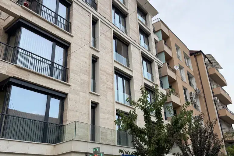 3-bedroom apartment in Sofia, Krasno Selo