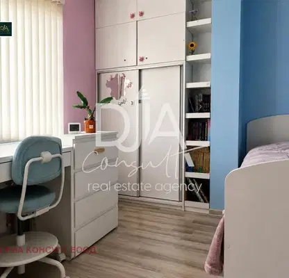 Photo 4 — Three-room apartment in Krastova vada with large terrace