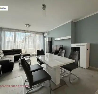 Снимка 4 — Тристаен апартамент в Кръстова вада с тераса и паркинг