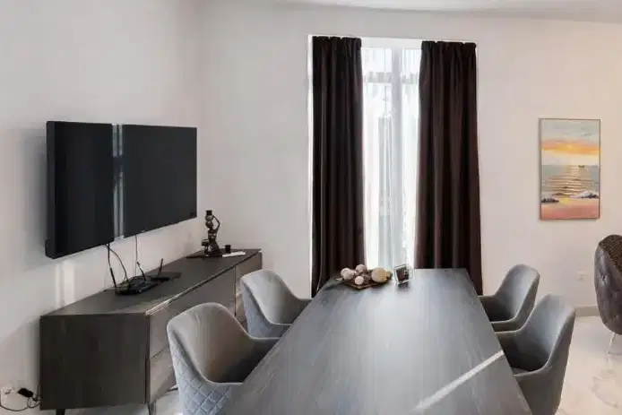 3-bedroom apartment in Sofia, Krystova Vada