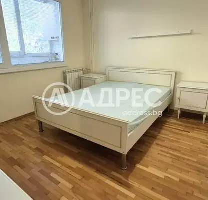 Снимка 4 — Двустаен апартамент в Лагера с отделна кухня и асансьор