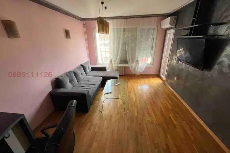 3-bedroom apartment in Sofiya, Lagera