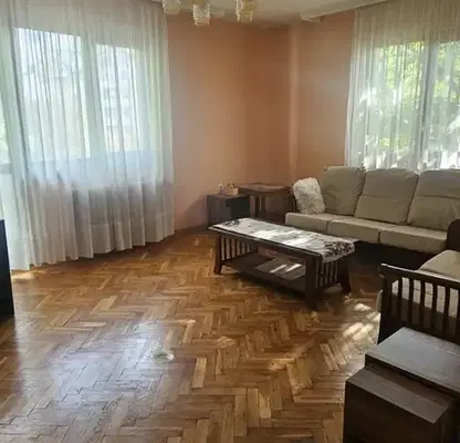 Снимка 5 — Просторен 4-стаен апартамент в Лагера с три тераси
