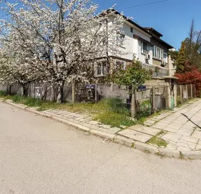 Photo 2 — Three-room apartment with garage in Levski, Sofia