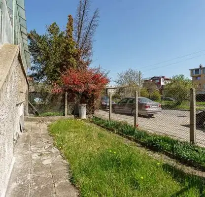 Photo 4 — Three-room apartment with garage in Levski, Sofia