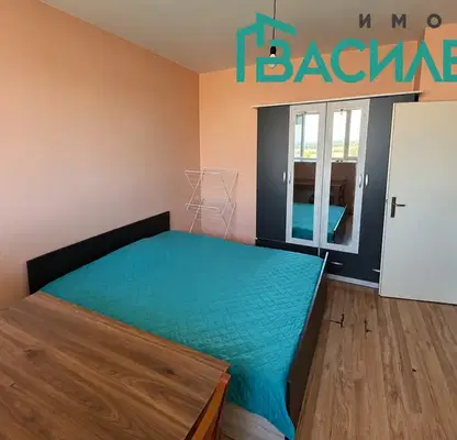 Снимка 2 — Тристаен апартамент 60 кв.м. в Левски Г с тераса