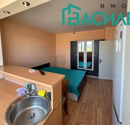 Снимка 3 — Тристаен апартамент 60 кв.м. в Левски Г с тераса