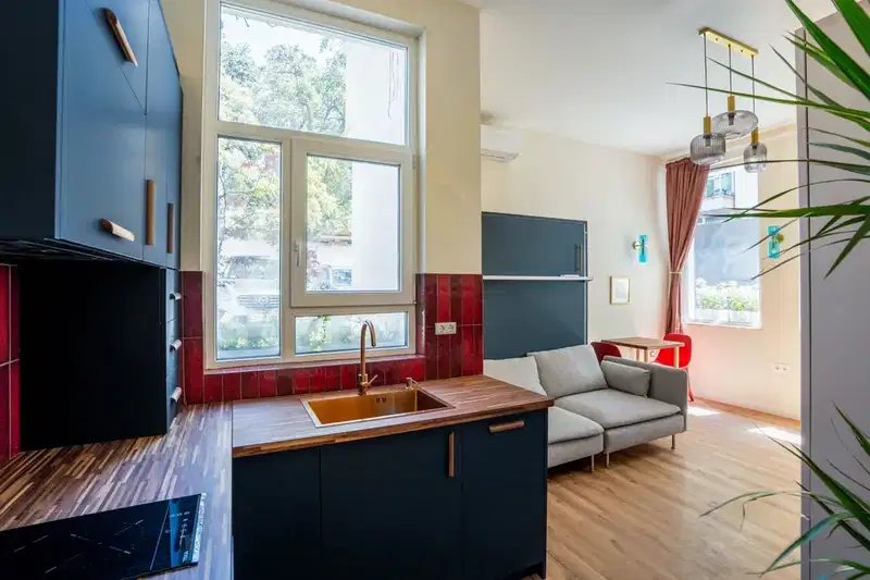 Studio apartment in Lozenets with East/South aspect
