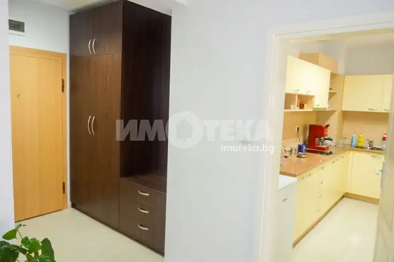 Spacious 2-room apartment in Lozenets with terrace