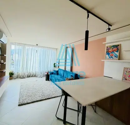 Photo 2 — Three-room apartment with parking space in Lozenets, Sofia