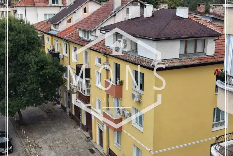 3-bedroom apartment in Sofia, Lozenec