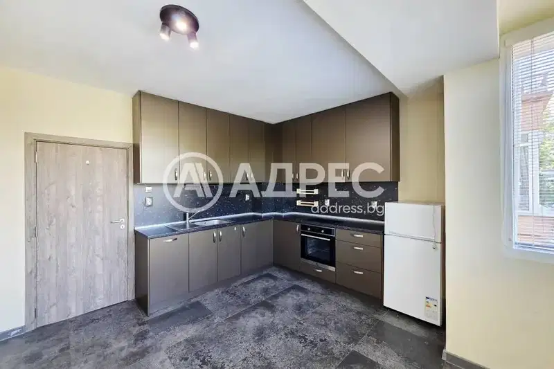 3-bedroom apartment in Sofia, Lozenec