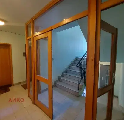 Photo 2 — Two-room apartment in Lozenets with glazed balcony