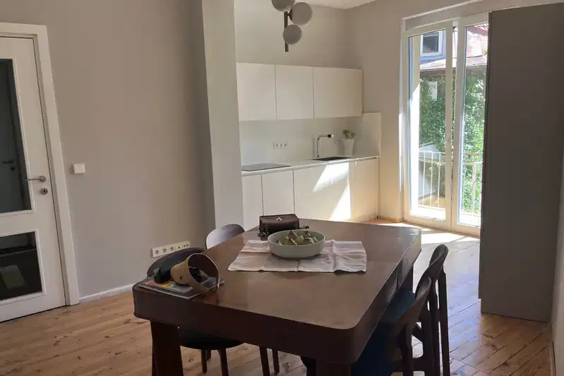 Two-room apartment in Lozenets with parking space and insulation