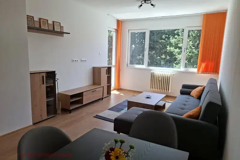 Two-room apartment with south terrace in Lozenets, Sofia