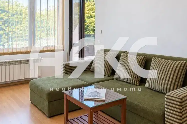 Two-room apartment with terrace in Lozenets, Sofia