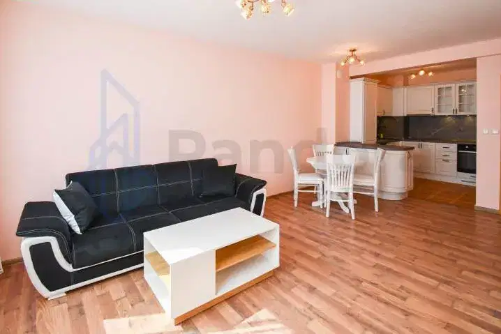 Two-room apartment in Lozenets with terrace and proximity to park