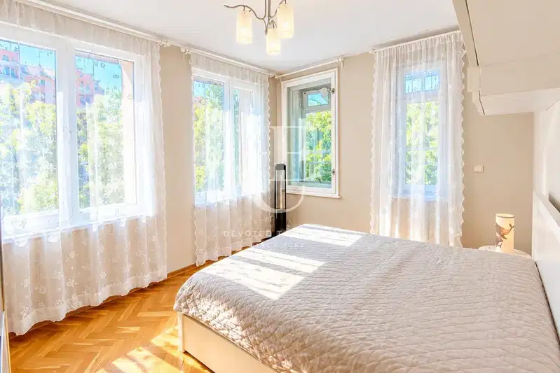 Spacious 2-room apartment with terrace in Lozenets, Sofia