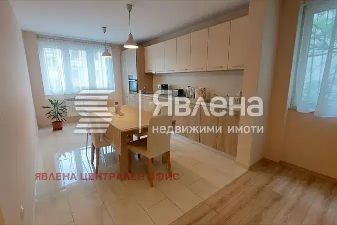 3-room apartment with terrace in Lozenets, Sofia