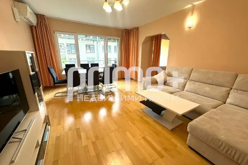 3-bedroom apartment in Sofia, Lozenec