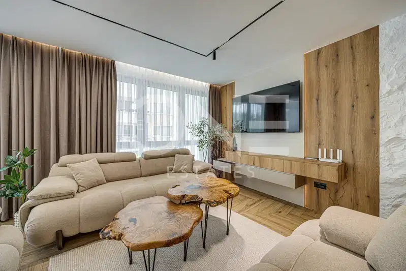 Four-room apartment with terrace in Lozenets, Sofia