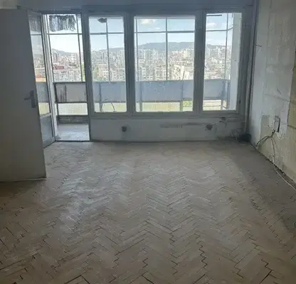 Photo 2 — Two-room apartment with two terraces in Lyulin 1, Sofia