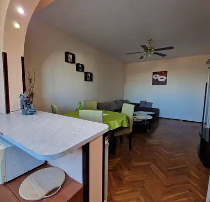 Photo 2 — Three-room apartment in Lyulin 1 with glazed balcony