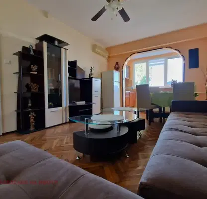 Photo 3 — Three-room apartment in Lyulin 1 with glazed balcony